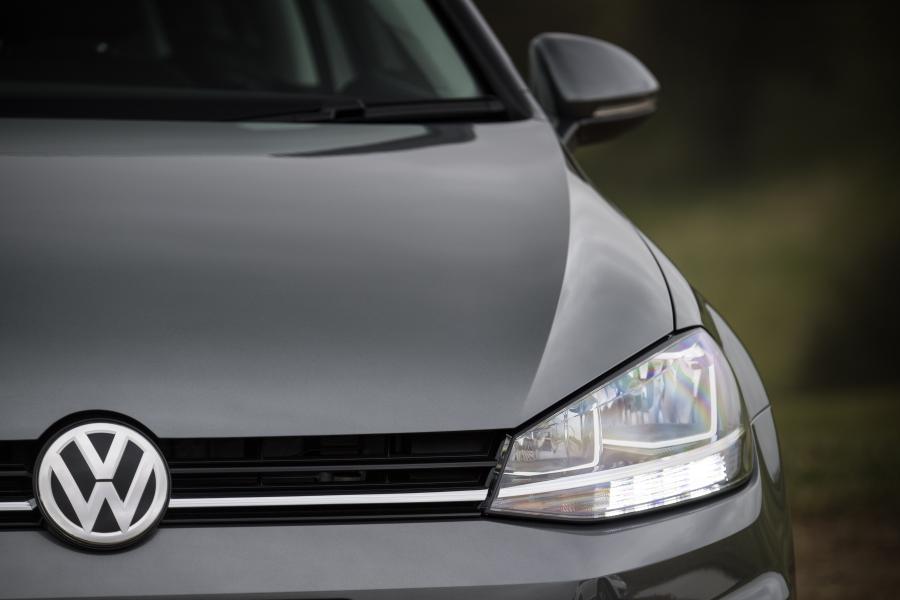 Детали экстерьера Volkswagen Golf TSI Estate 2017 года  (UK) (фото 12 из 24)
